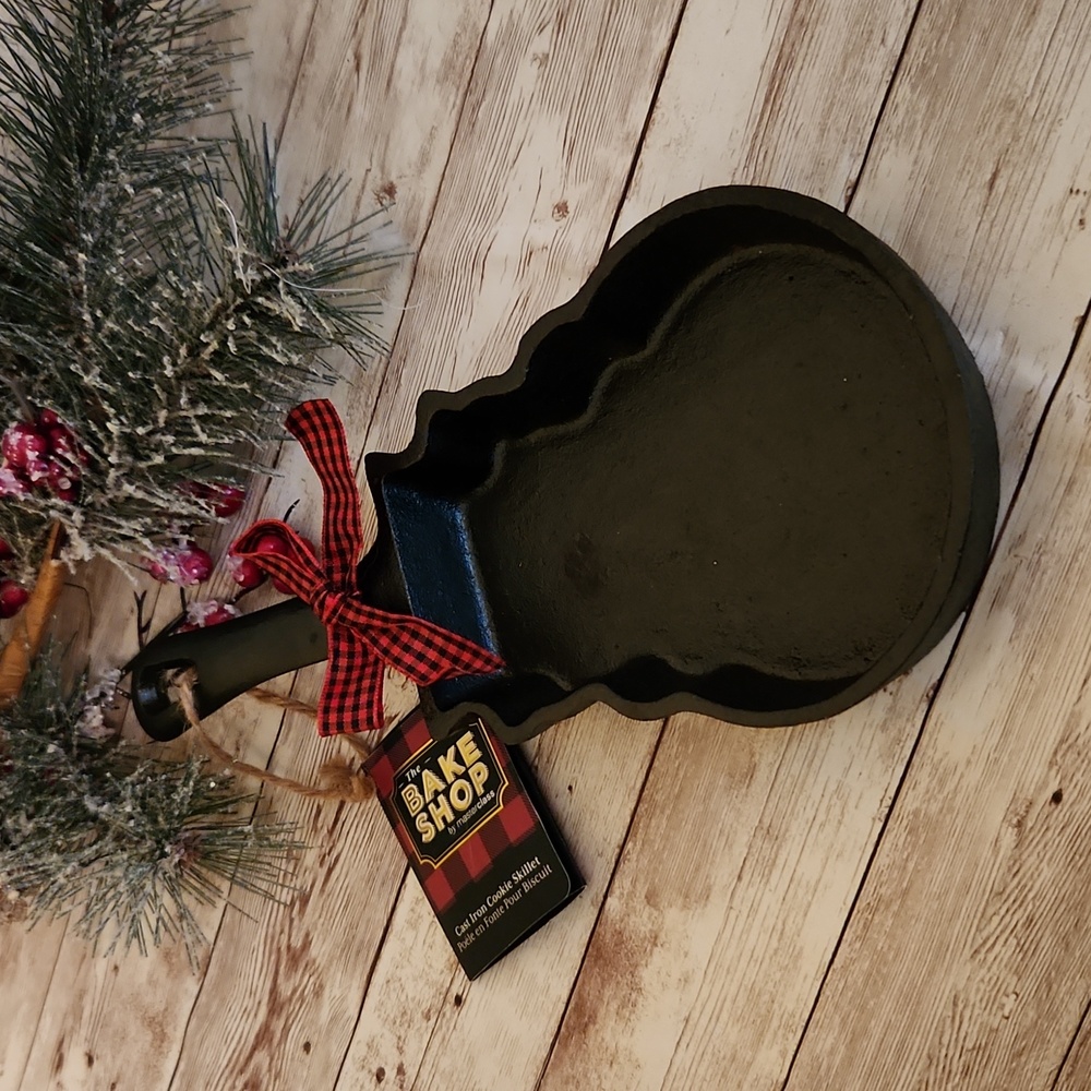 Mini Snowman Shaped Cast Iron Skillet